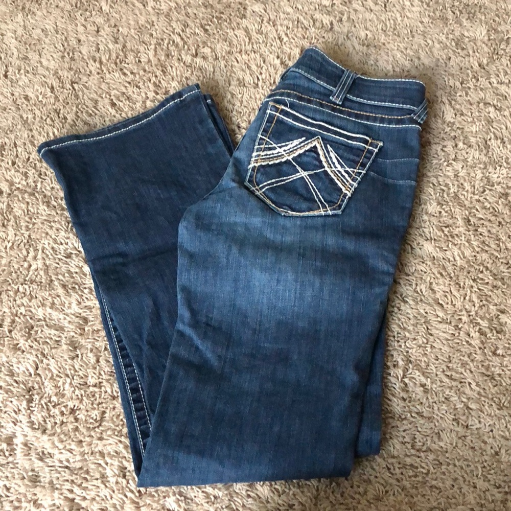 Womens Ariat 28L jeans
